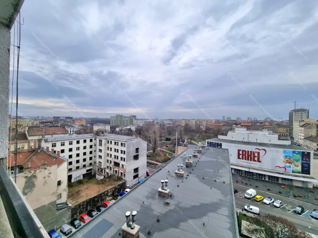 Kiadó albérlet 259000 Ft/hó áron: Budapest, VIII. kerület  Luther utca. Mérete: 55 nm, 2 szobás | Alberlet.hu - 6691437