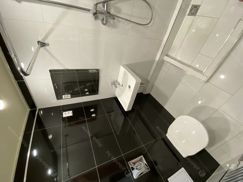 Kiadó albérlet 170000 Ft/hó áron: Budapest, VIII. kerület  Magdolna utca. Mérete: 30 nm, 1 szobás | Alberlet.hu - 4954696