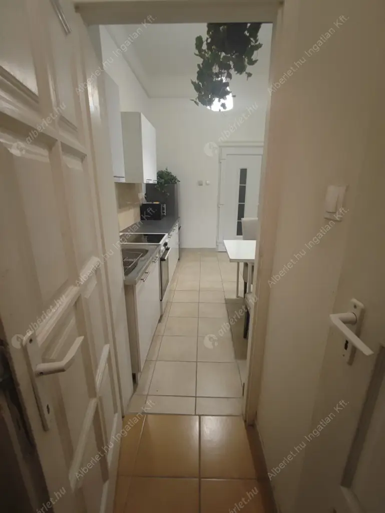 Kiadó albérlet 190000 Ft/hó áron: Budapest, VIII. kerület  Mária utca. Mérete: 30 nm, 1 szobás | Alberlet.hu - 6583129