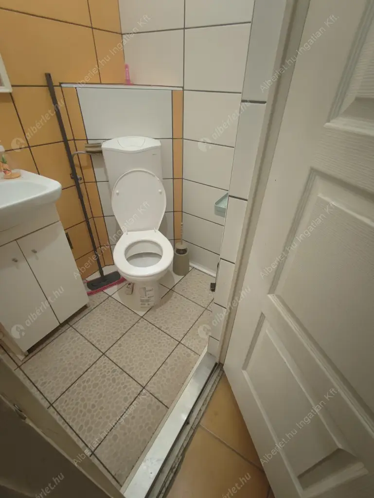 Kiadó albérlet 190000 Ft/hó áron: Budapest, VIII. kerület  Mária utca. Mérete: 30 nm, 1 szobás | Alberlet.hu - 6583131