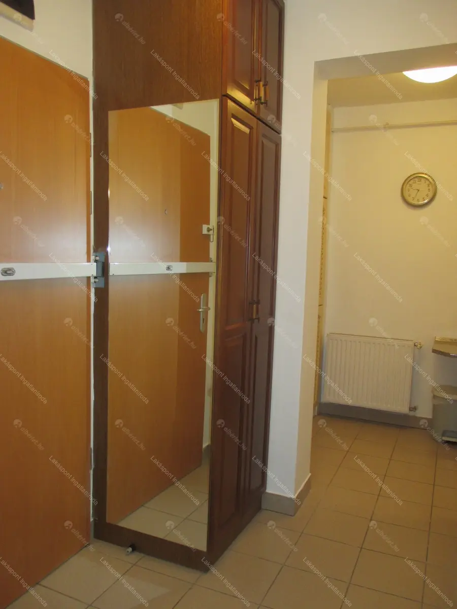 Kiadó albérlet 200000 Ft/hó áron: Budapest, VIII. kerület  Mária utca. Mérete: 36 nm, 1 szobás | Alberlet.hu - 6665082