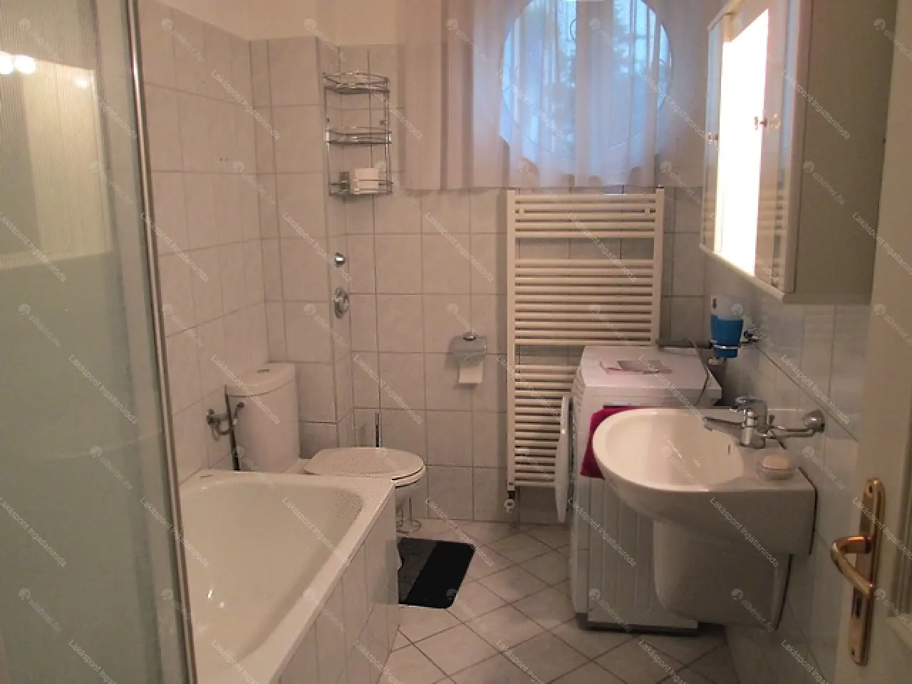 Kiadó albérlet 200000 Ft/hó áron: Budapest, VIII. kerület  Mária utca. Mérete: 36 nm, 1 szobás | Alberlet.hu - 6665084