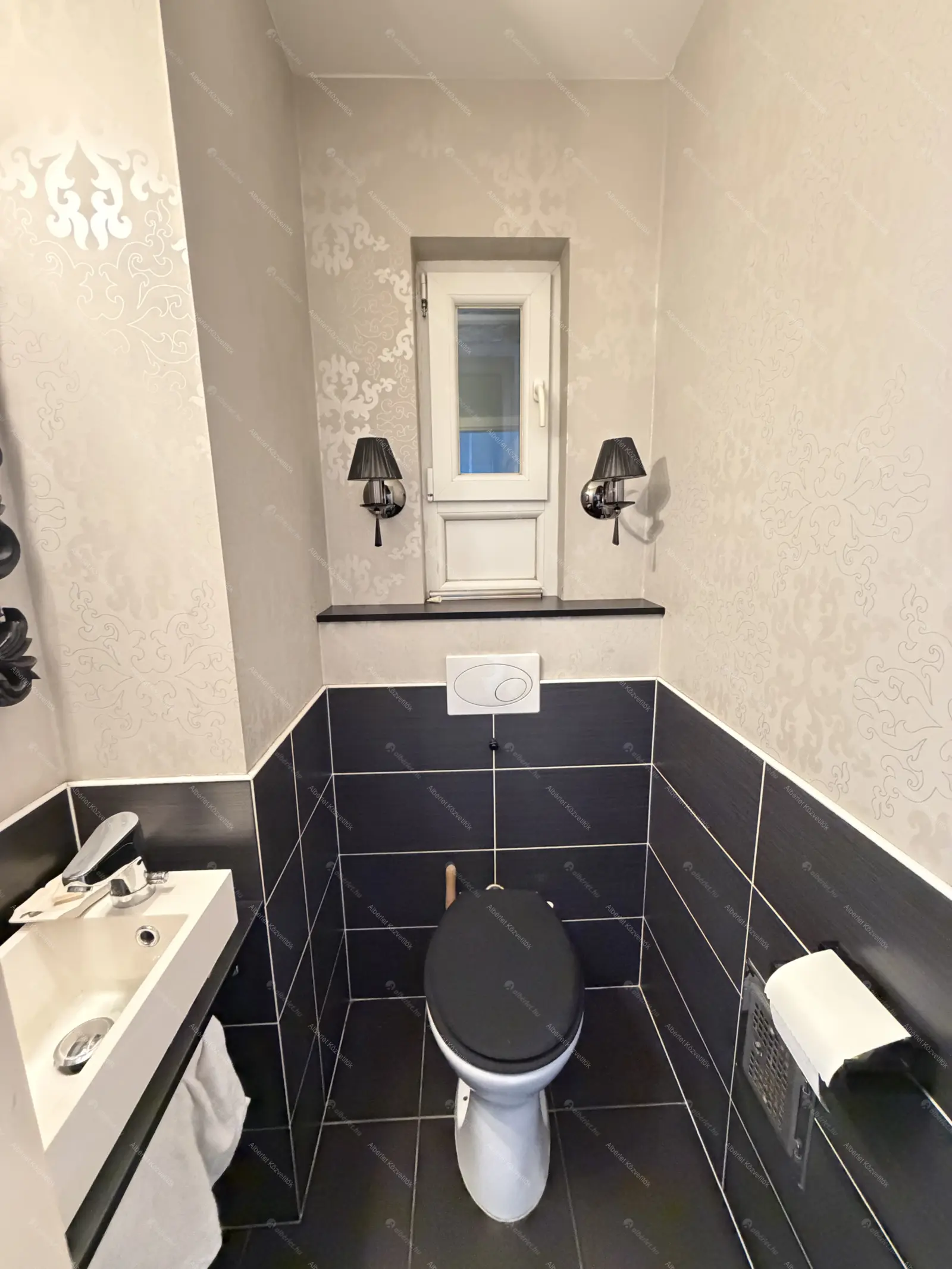 Kiadó albérlet 200000 Ft/hó áron: Budapest, VIII. kerület  Mátyás tér. Mérete: 50 nm, 2 szobás | Alberlet.hu - 6697962