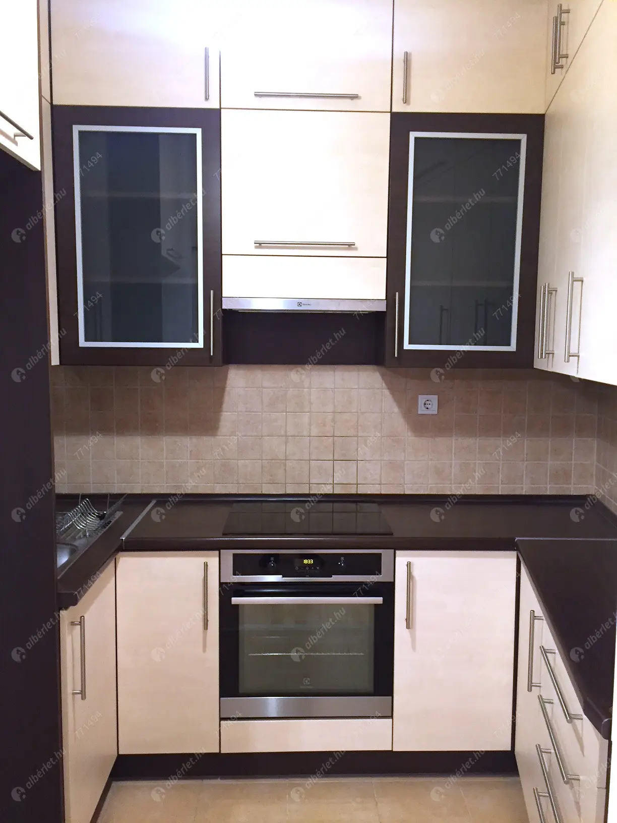 Kiadó albérlet 234000 Ft/hó áron: Budapest, VIII. kerület  Mátyás tér. Mérete: 51 nm, 2 szobás | Alberlet.hu - 6601107