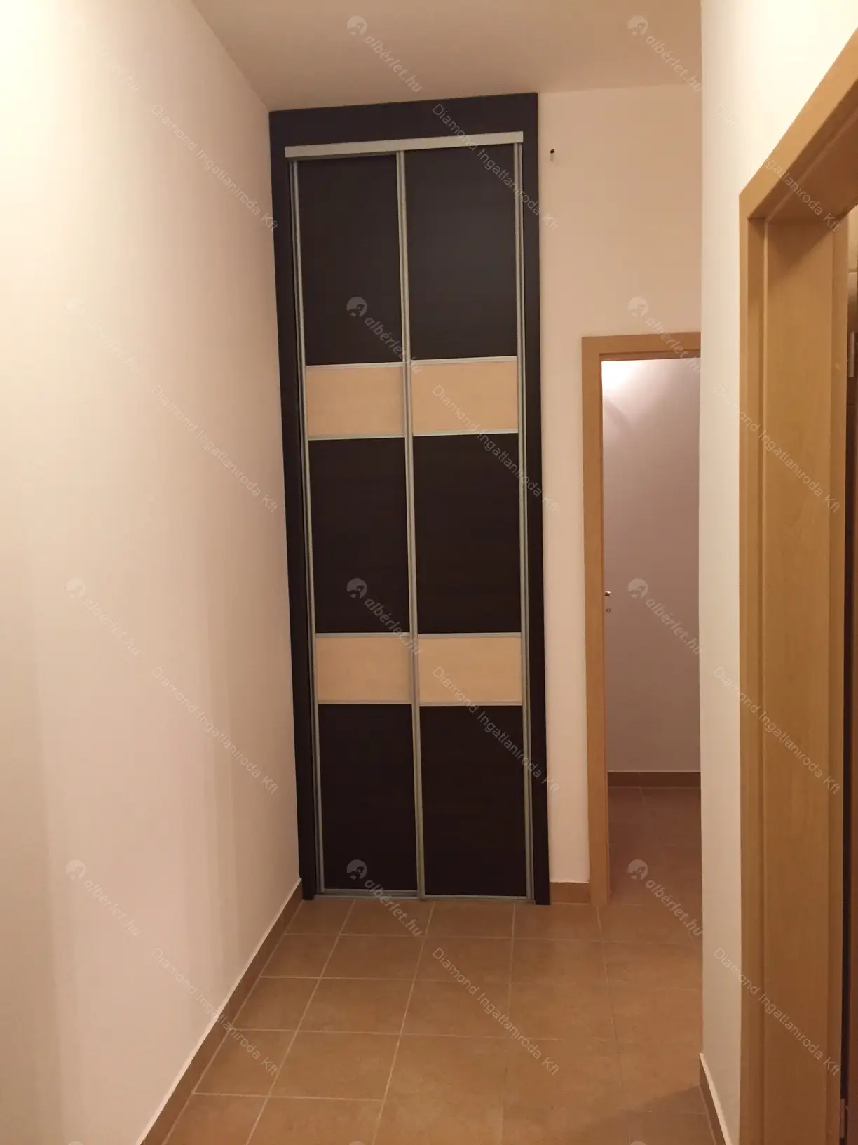 Kiadó albérlet 234000 Ft/hó áron: Budapest, VIII. kerület  Mátyás tér. Mérete: 51 nm, 1 szobás | Alberlet.hu - 6598865