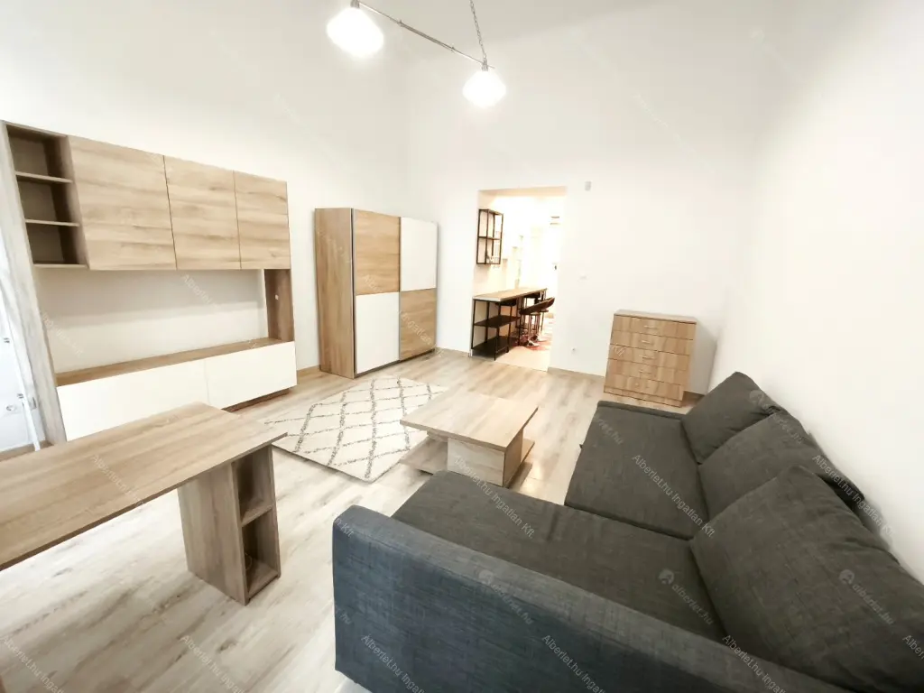 Kiadó albérlet 260000 Ft/hó áron: Budapest, VIII. kerület  Nagy Fuvaros utca. Mérete: 49 nm, 2 szobás | Alberlet.hu - 6697481