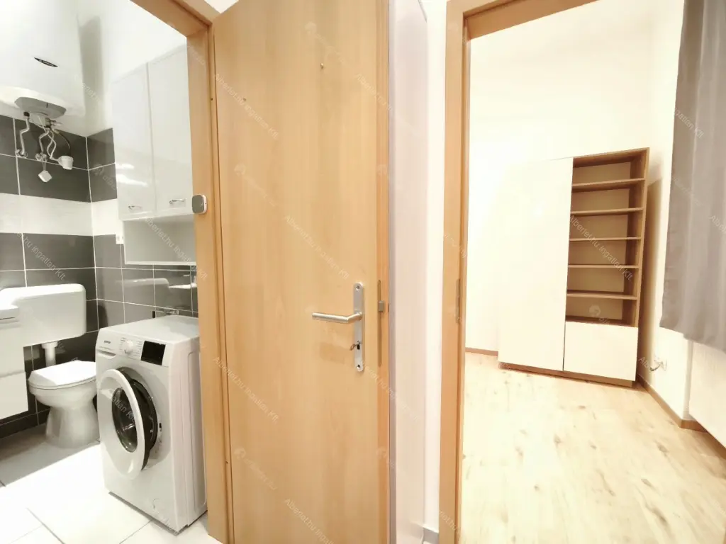 Kiadó albérlet 260000 Ft/hó áron: Budapest, VIII. kerület  Nagy Fuvaros utca. Mérete: 49 nm, 2 szobás | Alberlet.hu - 6697485