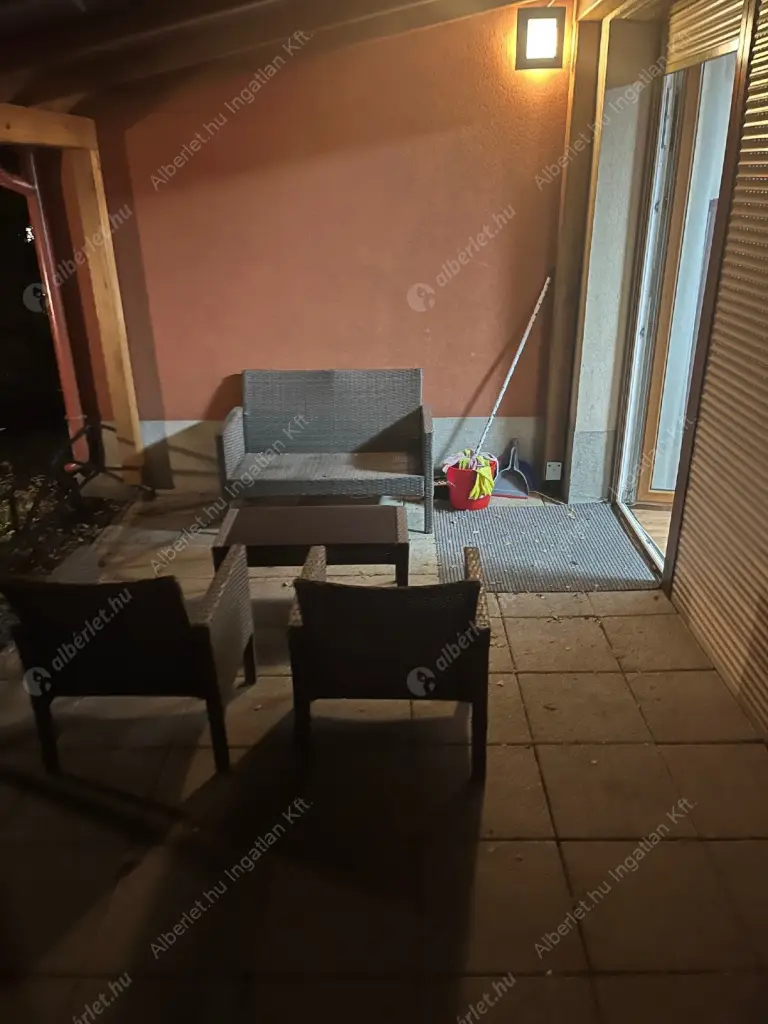 Kiadó albérlet 280000 Ft/hó áron: Budapest, VIII. kerület  Nagy Templom utca. Mérete: 41 nm, 1 szobás | Alberlet.hu - 6587840