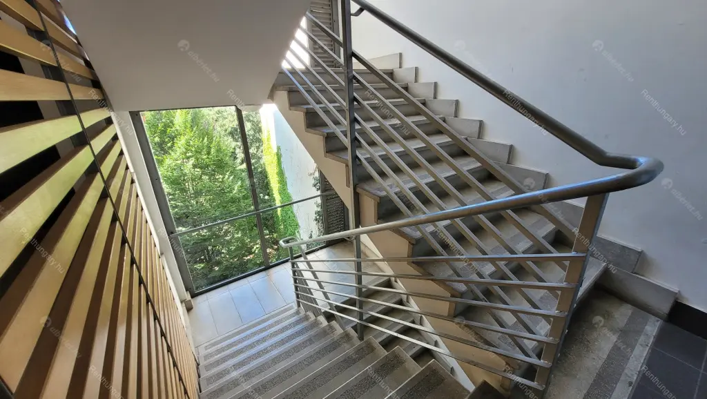 Kiadó albérlet 230000 Ft/hó áron: Budapest, VIII. kerület  Nap  utca . Mérete: 34 nm, 1 szobás | Alberlet.hu - 6677160