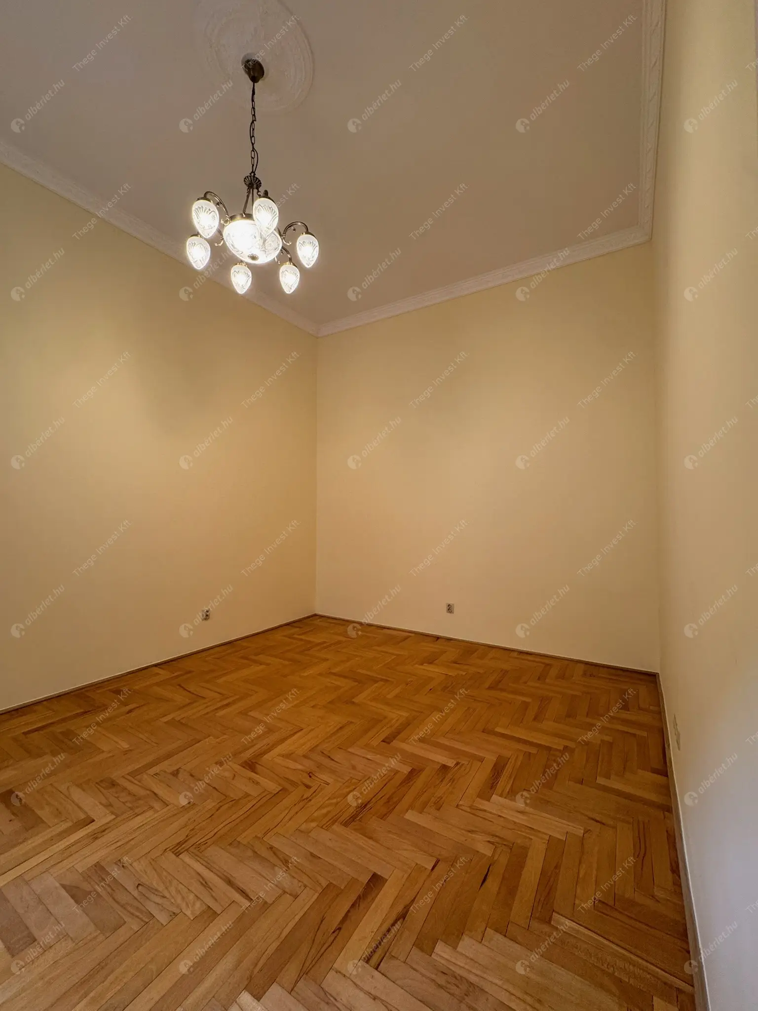 Kiadó albérlet 399000 Ft/hó áron: Budapest, VIII. kerület  Nap utca. Mérete: 109 nm, 3 szobás | Alberlet.hu - 6611060