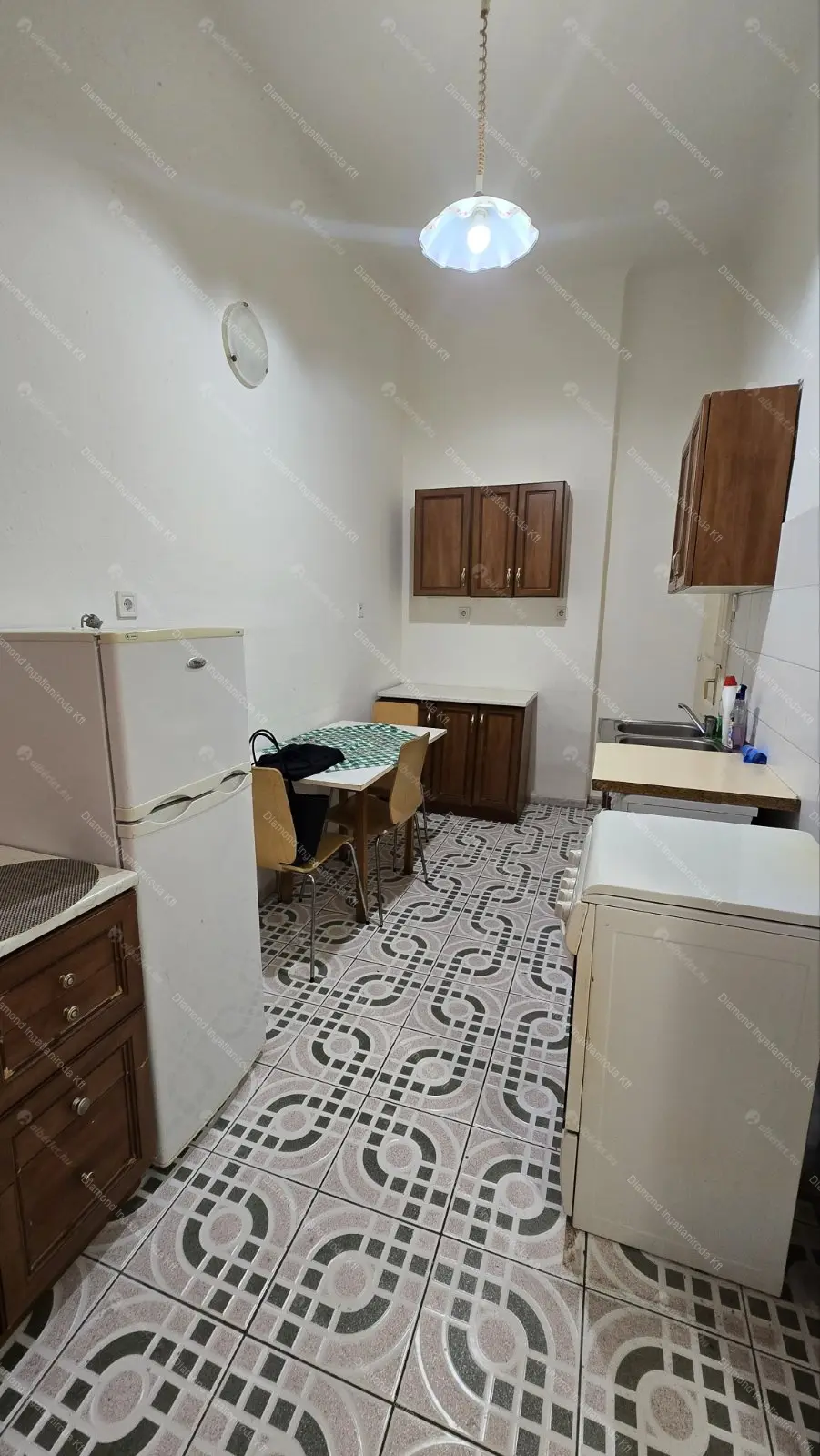 Kiadó albérlet 170000 Ft/hó áron: Budapest, VIII. kerület  Nap utca. Mérete: 51 nm, 1 szobás | Alberlet.hu - 6681125