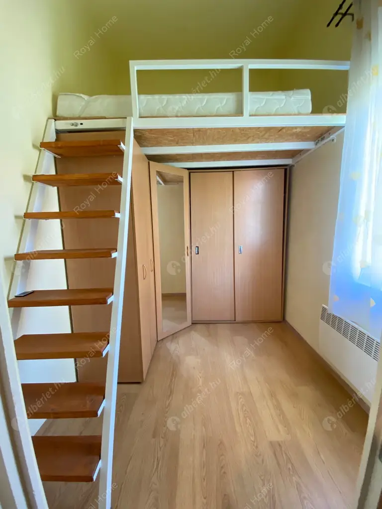 Kiadó albérlet 210000 Ft/hó áron: Budapest, VIII. kerület  Német utca. Mérete: 40 nm, 1 szobás | Alberlet.hu - 5314408