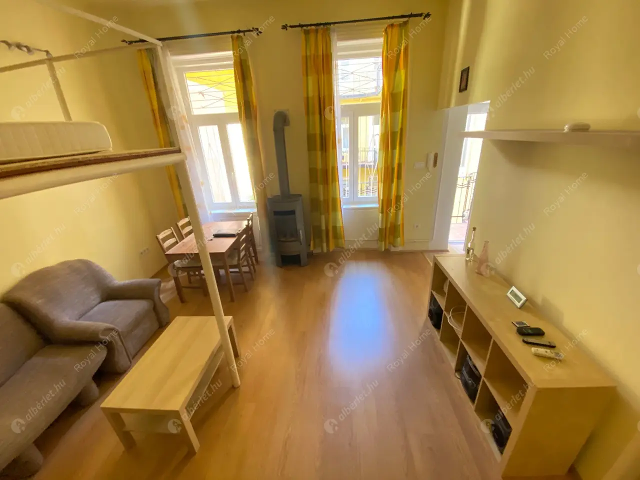 Kiadó albérlet 210000 Ft/hó áron: Budapest, VIII. kerület  Német utca. Mérete: 40 nm, 1 szobás | Alberlet.hu - 5314419