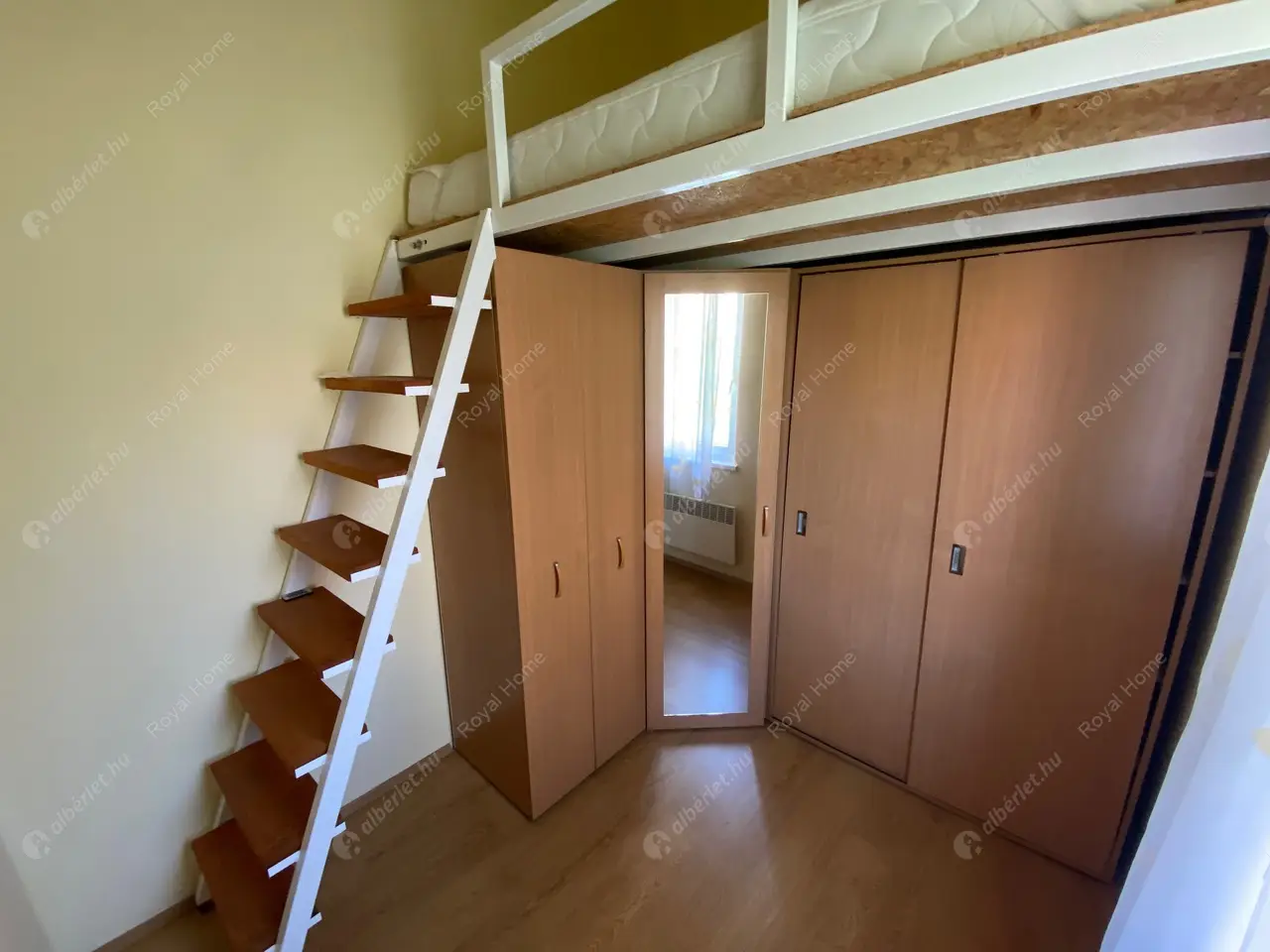 Kiadó albérlet 210000 Ft/hó áron: Budapest, VIII. kerület  Német utca. Mérete: 40 nm, 1 szobás | Alberlet.hu - 5314427