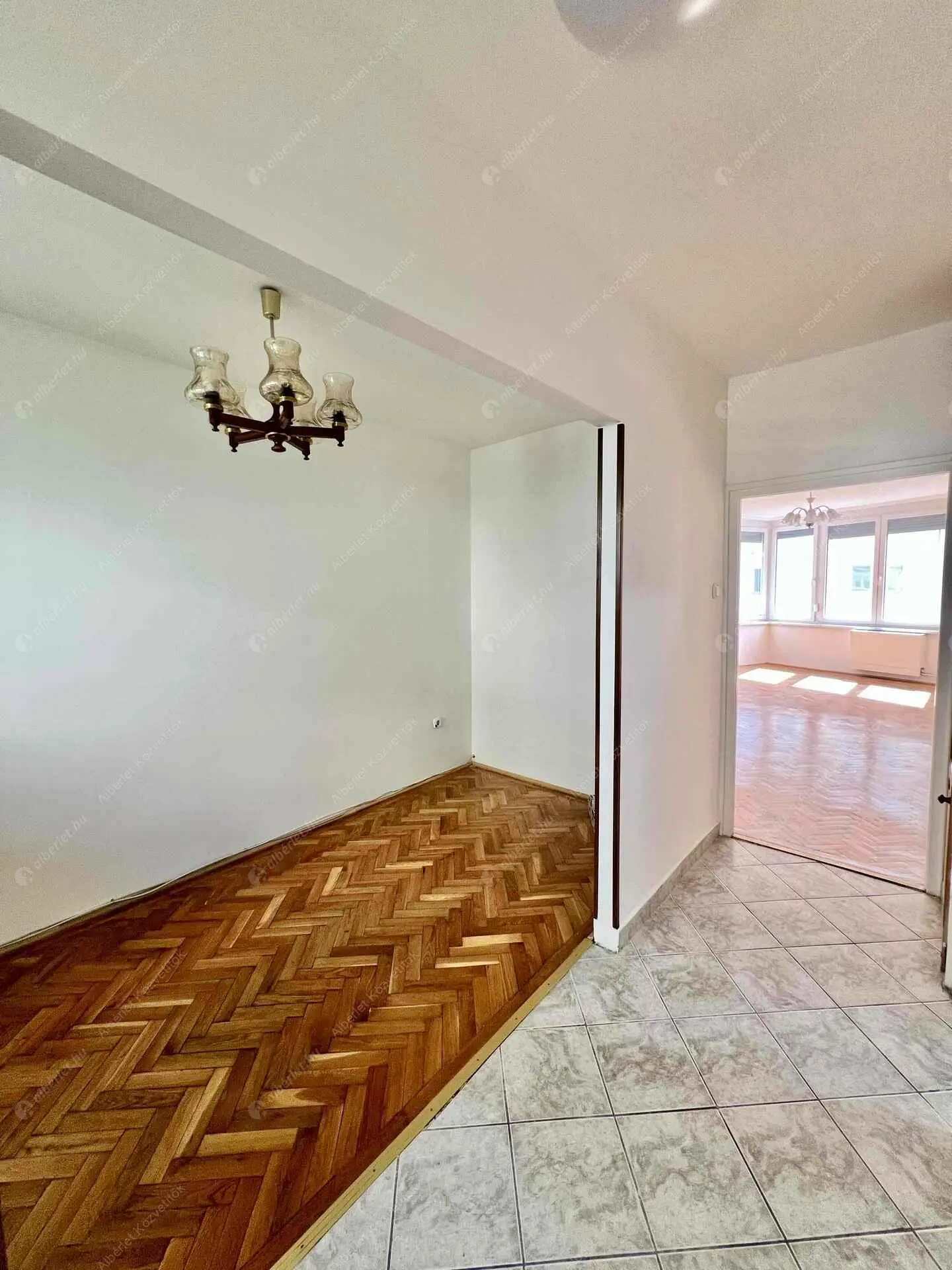 Kiadó albérlet 200000 Ft/hó áron: Budapest, VIII. kerület  Népszínház utca. Mérete: 53 nm, 2 szobás | Alberlet.hu - 6543758