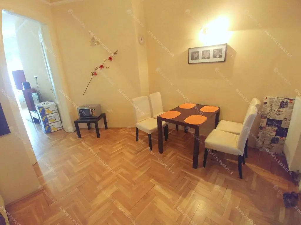 Kiadó albérlet 250000 Ft/hó áron: Budapest, VIII. kerület  Népszínház utca. Mérete: 85 nm, 2 szobás | Alberlet.hu - 6690007