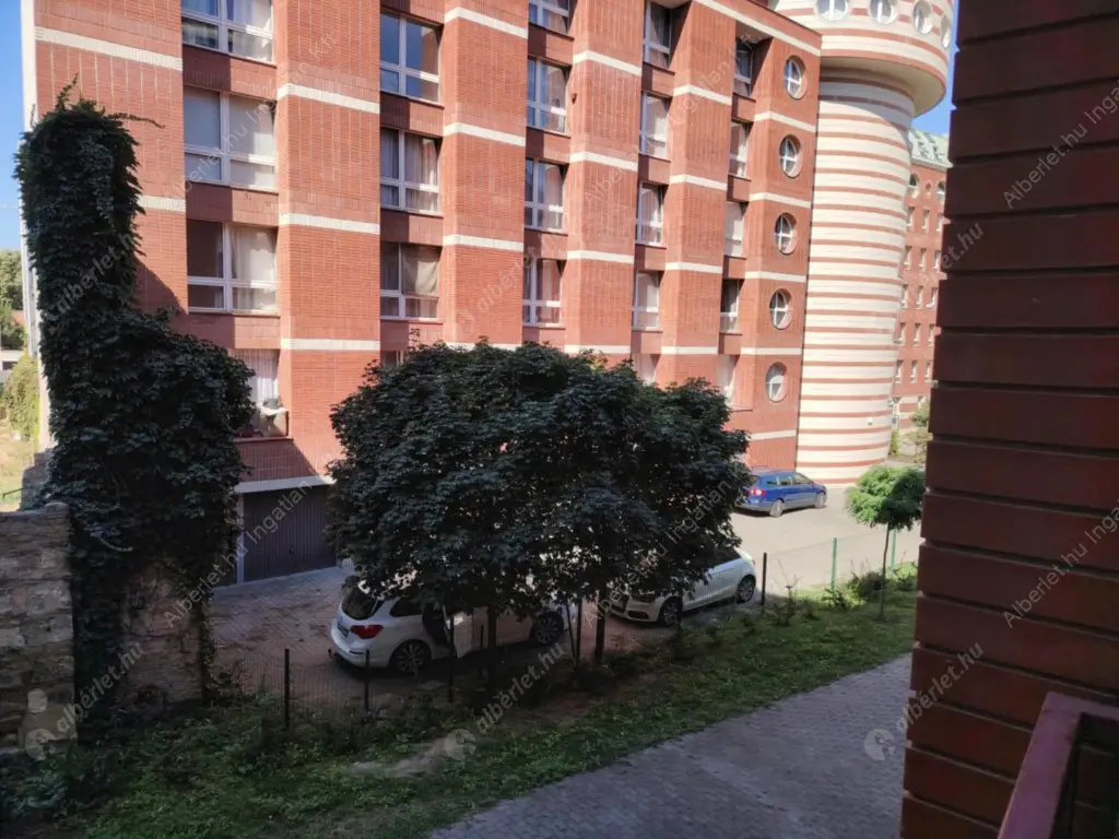 Kiadó albérlet 180000 Ft/hó áron: Budapest, VIII. kerület  Orczy tér. Mérete: 31 nm, 1 szobás | Alberlet.hu - 6602271