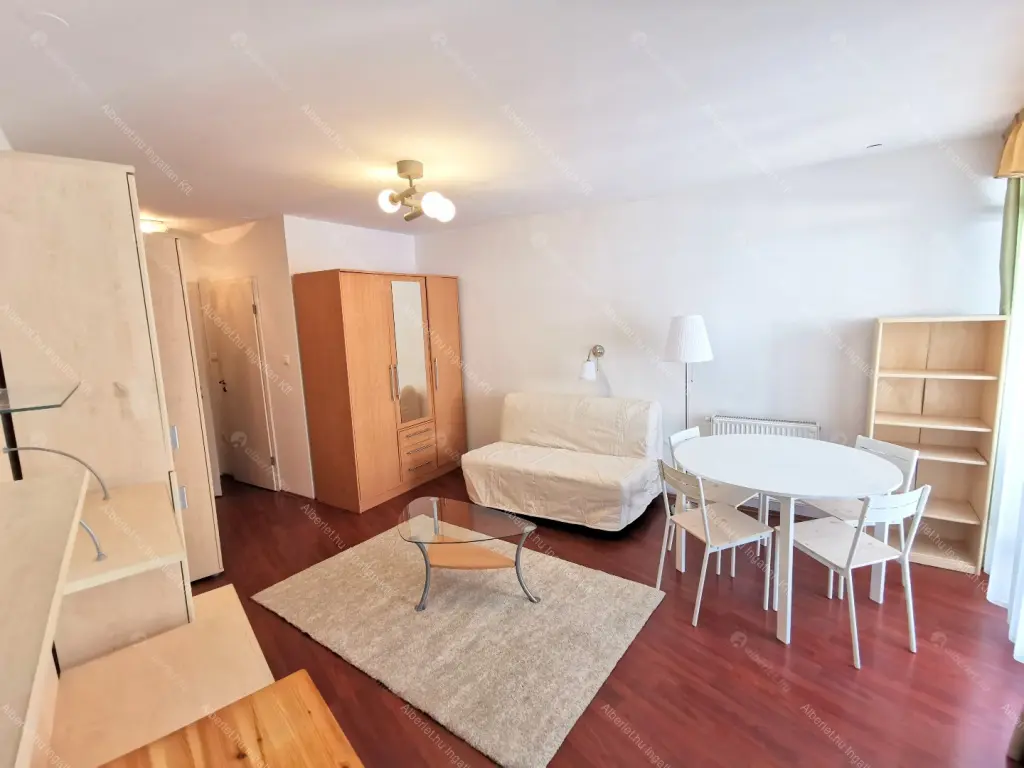 Kiadó albérlet 200000 Ft/hó áron: Budapest, VIII. kerület  Orczy tér. Mérete: 35 nm, 1 szobás | Alberlet.hu - 6705414