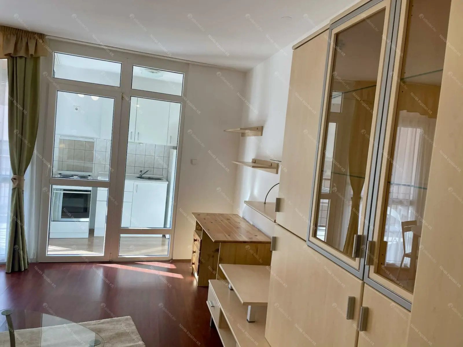 Kiadó albérlet 200000 Ft/hó áron: Budapest, VIII. kerület  Orczy tér. Mérete: 35 nm, 1 szobás | Alberlet.hu - 6707488