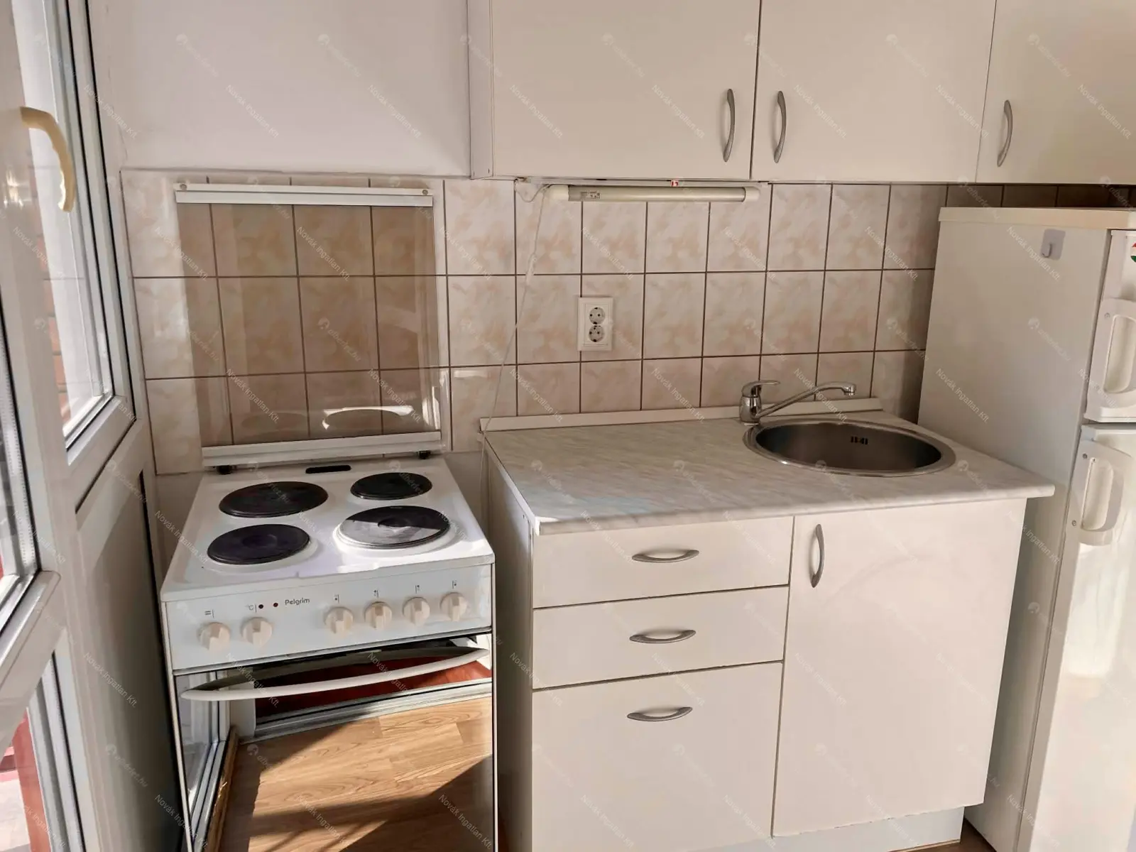 Kiadó albérlet 200000 Ft/hó áron: Budapest, VIII. kerület  Orczy tér. Mérete: 35 nm, 1 szobás | Alberlet.hu - 6707494