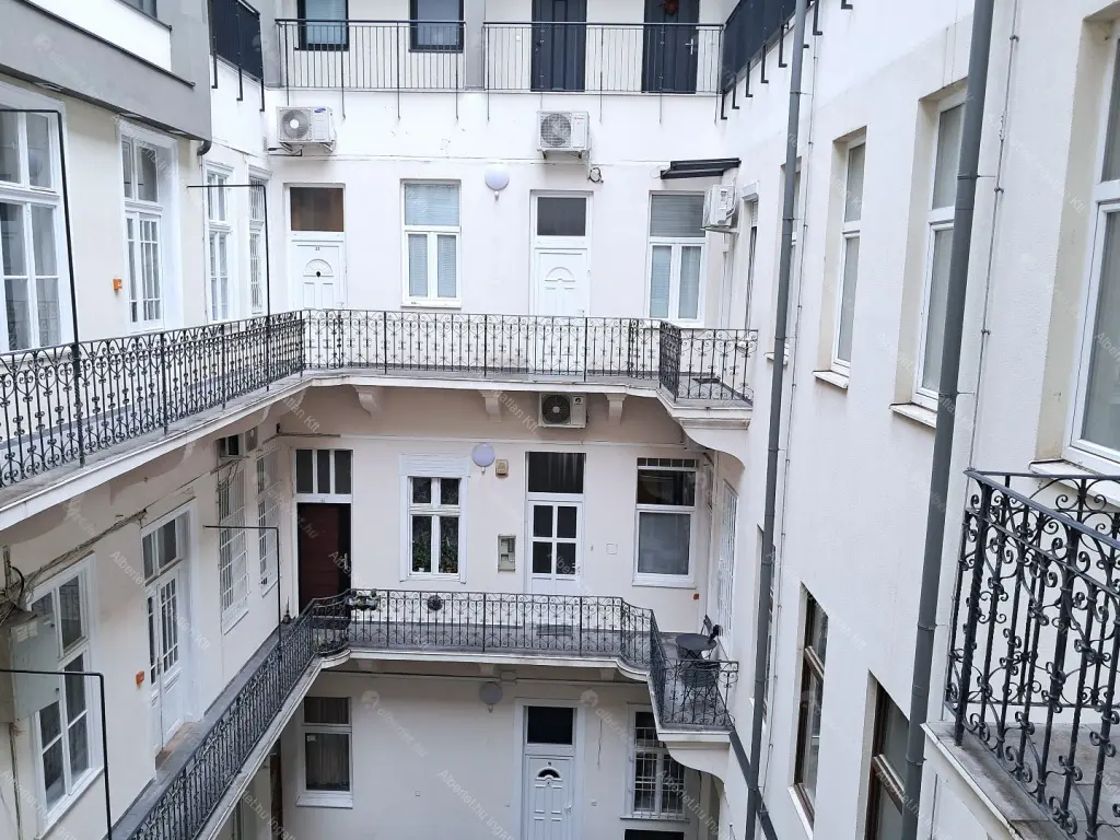 Kiadó albérlet 200000 Ft/hó áron: Budapest, VIII. kerület  Práter utca. Mérete: 33 nm, 1 szobás | Alberlet.hu - 6682831