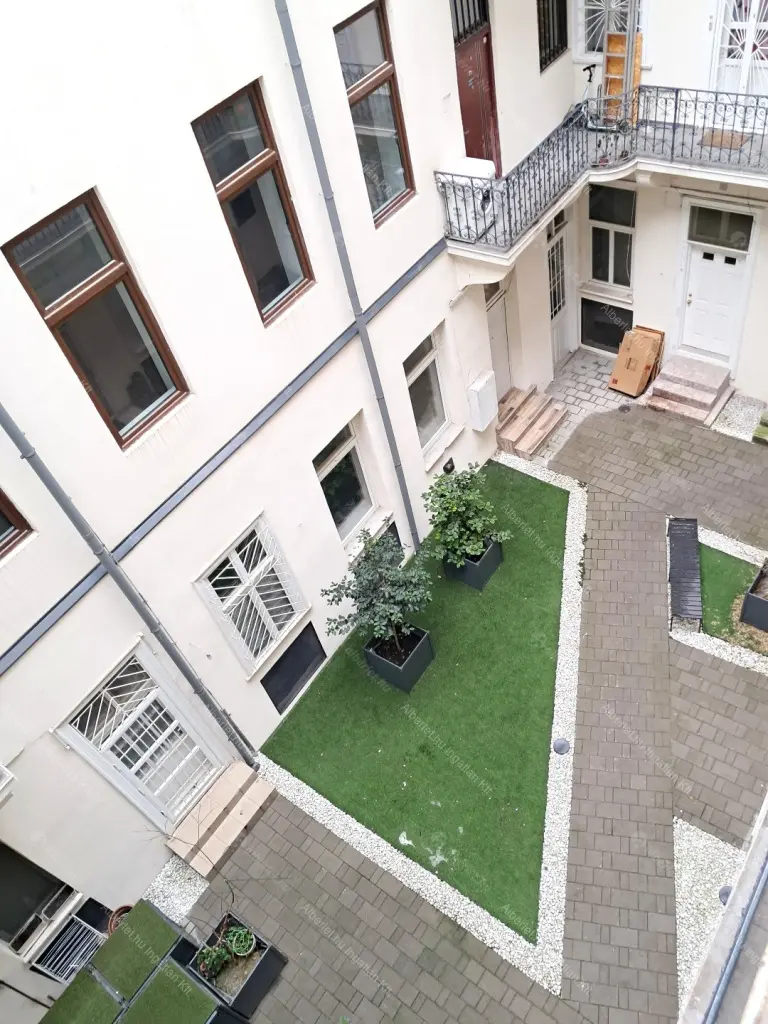 Kiadó albérlet 200000 Ft/hó áron: Budapest, VIII. kerület  Práter utca. Mérete: 33 nm, 1 szobás | Alberlet.hu - 6682832