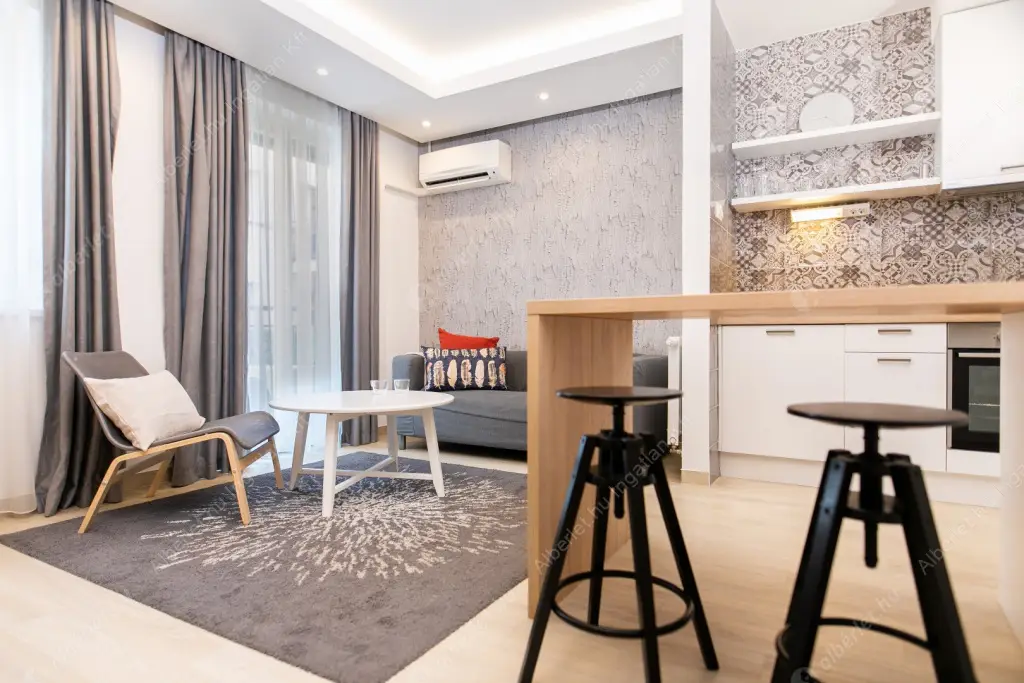 Kiadó albérlet 275000 Ft/hó áron: Budapest, VIII. kerület  Práter utca. Mérete: 35 nm, 1 szobás | Alberlet.hu - 6595201