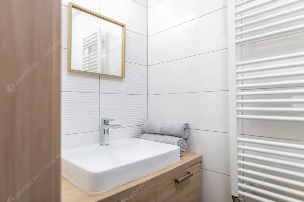 Kiadó albérlet 275000 Ft/hó áron: Budapest, VIII. kerület  Práter utca. Mérete: 35 nm, 1 szobás | Alberlet.hu - 6595202