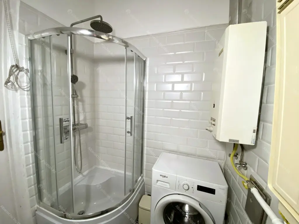 Kiadó albérlet 230000 Ft/hó áron: Budapest, VIII. kerület  Práter utca. Mérete: 41 nm, 1 szobás | Alberlet.hu - 6691752