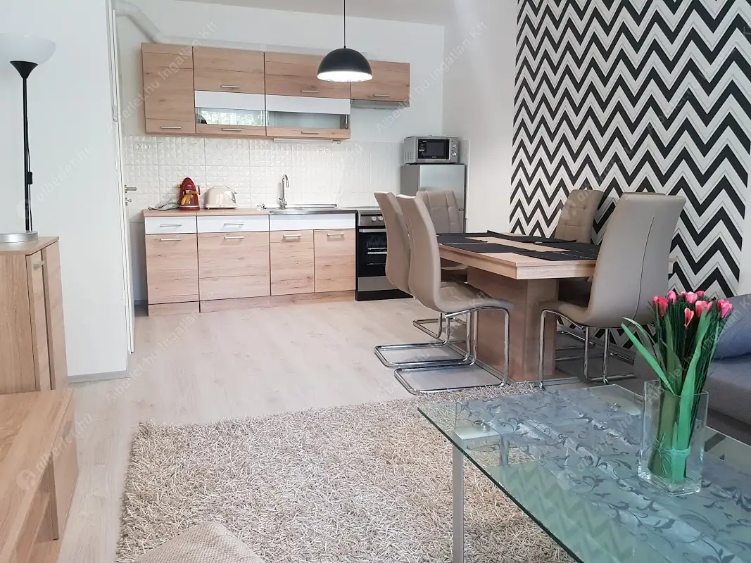 Kiadó albérlet 260000 Ft/hó áron: Budapest, VIII. kerület  Práter utca. Mérete: 43 nm, 2 szobás | Alberlet.hu - 4703291