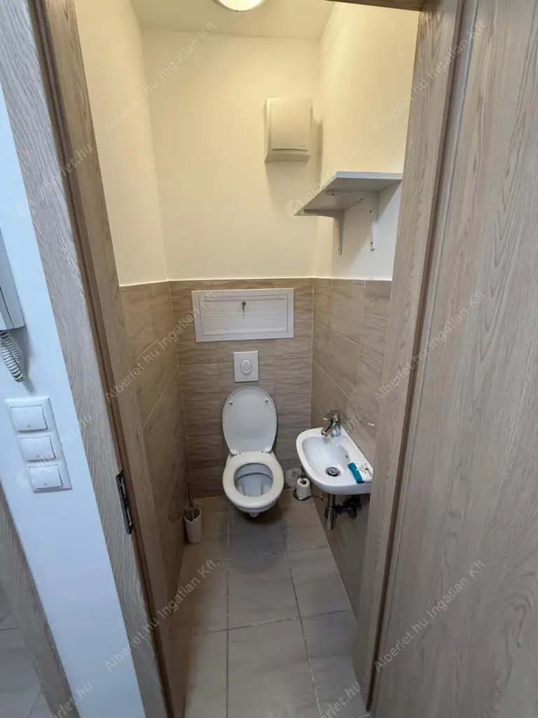 Kiadó albérlet 250000 Ft/hó áron: Budapest, VIII. kerület  Práter utca. Mérete: 46 nm, 2 szobás | Alberlet.hu - 6634517