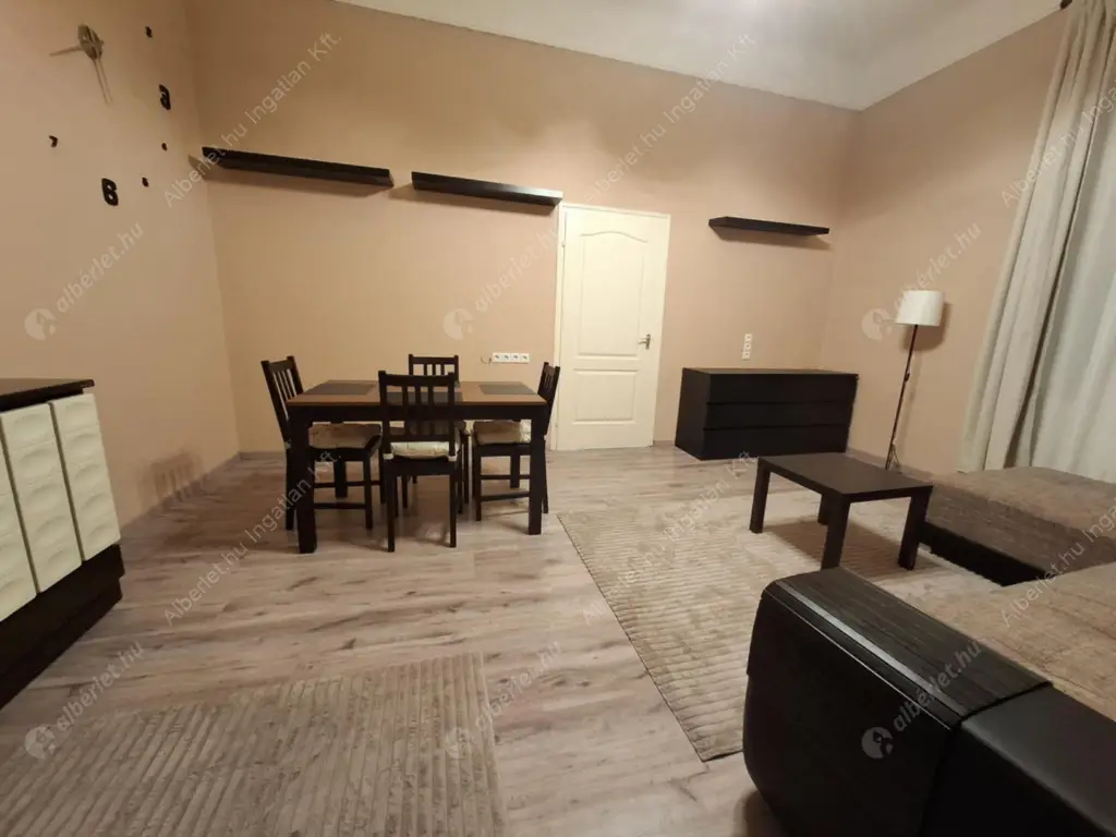 Kiadó albérlet 250000 Ft/hó áron: Budapest, VIII. kerület  Práter utca. Mérete: 49 nm, 2 szobás | Alberlet.hu - 6626128