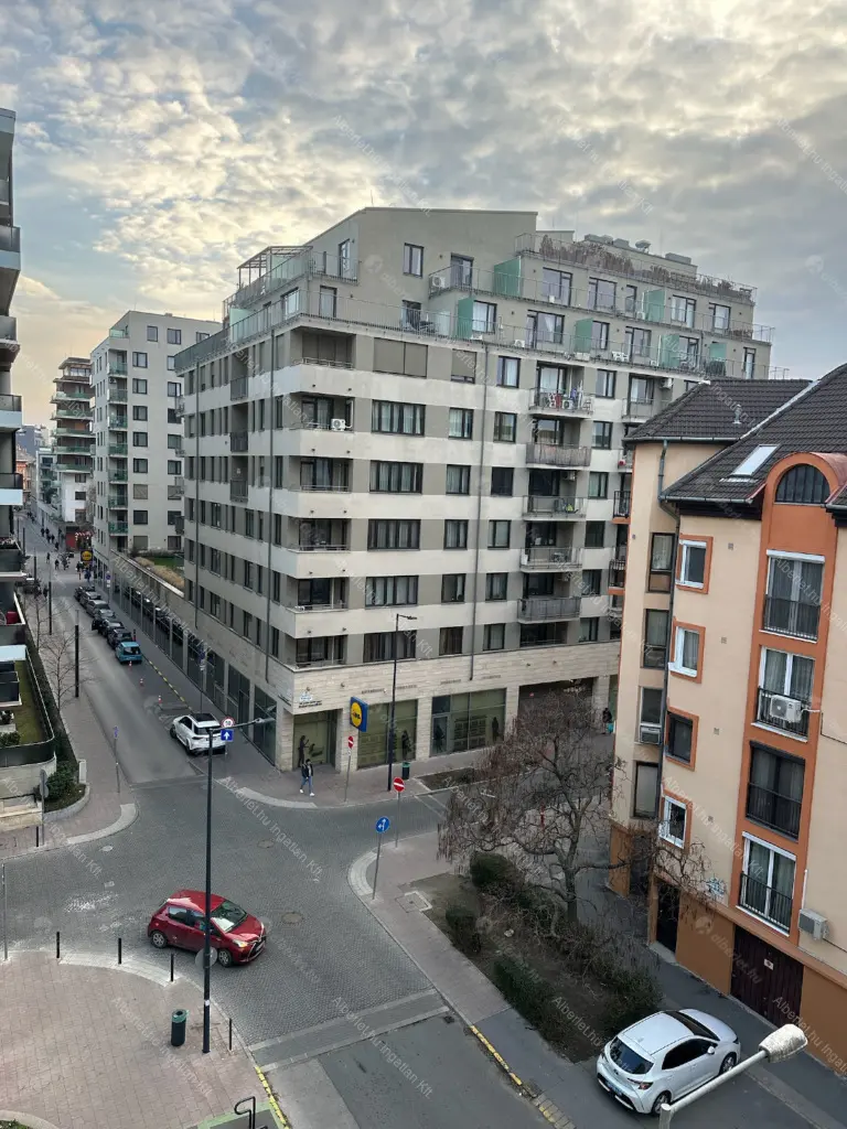 Kiadó albérlet 250000 Ft/hó áron: Budapest, VIII. kerület  Práter utca. Mérete: 52 nm, 2 szobás | Alberlet.hu - 6653233