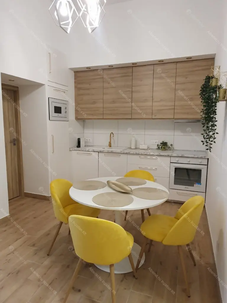 Kiadó albérlet 400000 Ft/hó áron: Budapest, VIII. kerület  Práter utca. Mérete: 65 nm, 2 szobás | Alberlet.hu - 6649711