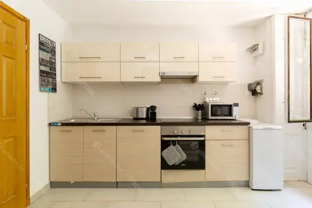 Kiadó albérlet 530000 Ft/hó áron: Budapest, VIII. kerület  Rákóczi út. Mérete: 120 nm, 5 szobás | Alberlet.hu - 6664926