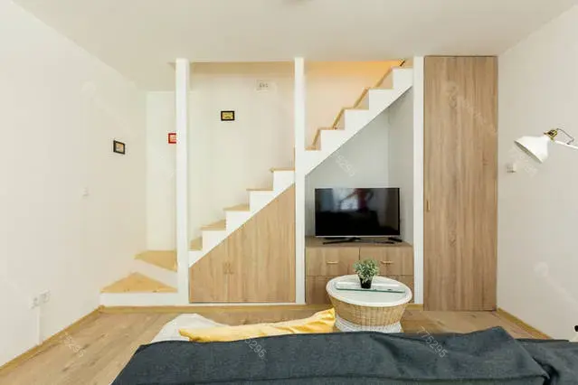 Kiadó albérlet 530000 Ft/hó áron: Budapest, VIII. kerület  Rákóczi út. Mérete: 120 nm, 5 szobás | Alberlet.hu - 6664928