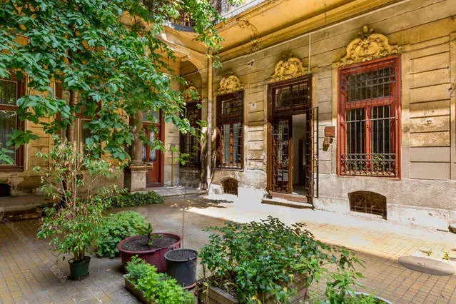 Kiadó albérlet 530000 Ft/hó áron: Budapest, VIII. kerület  Rákóczi út. Mérete: 120 nm, 5 szobás | Alberlet.hu - 6664932