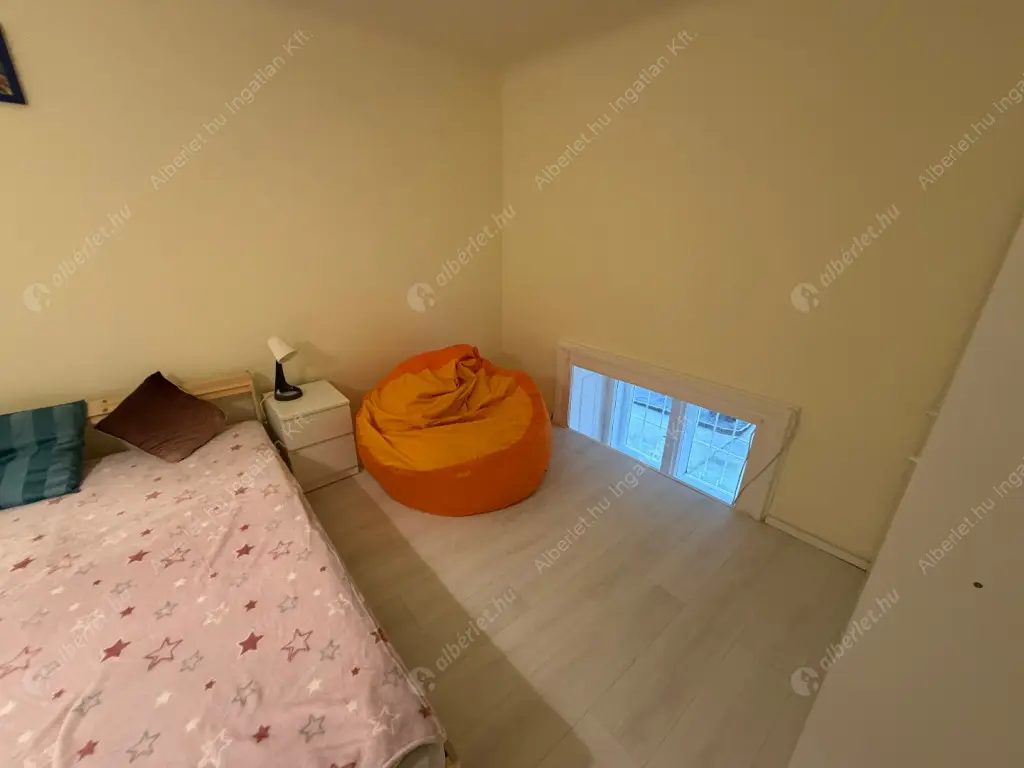 Kiadó albérlet 180000 Ft/hó áron: Budapest, VIII. kerület  Rákóczi út. Mérete: 15 nm, 2 szobás | Alberlet.hu - 6606813