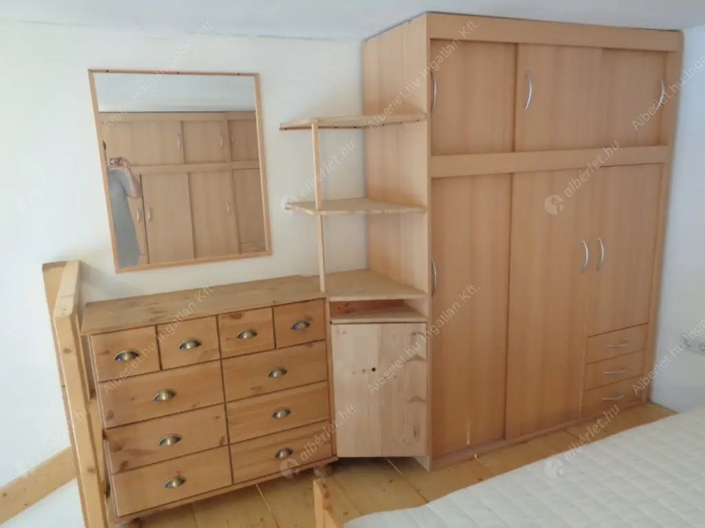 Kiadó albérlet 198000 Ft/hó áron: Budapest, VIII. kerület  Rákóczi út. Mérete: 40 nm, 1 szobás | Alberlet.hu - 6591371