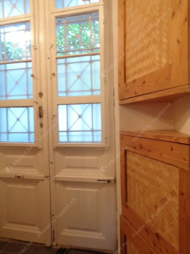 Kiadó albérlet 198000 Ft/hó áron: Budapest, VIII. kerület  Rákóczi út. Mérete: 40 nm, 1 szobás | Alberlet.hu - 6591380