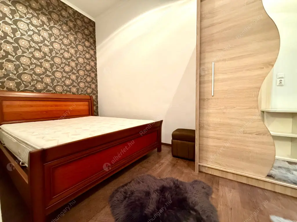 Kiadó albérlet 220000 Ft/hó áron: Budapest, VIII. kerület  Rákóczi út. Mérete: 42 nm, 2 szobás | Alberlet.hu - 6594164