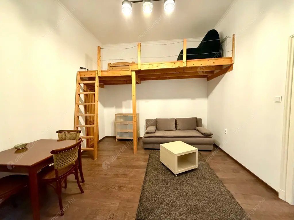 Kiadó albérlet 220000 Ft/hó áron: Budapest, VIII. kerület  Rákóczi út. Mérete: 42 nm, 2 szobás | Alberlet.hu - 6594166