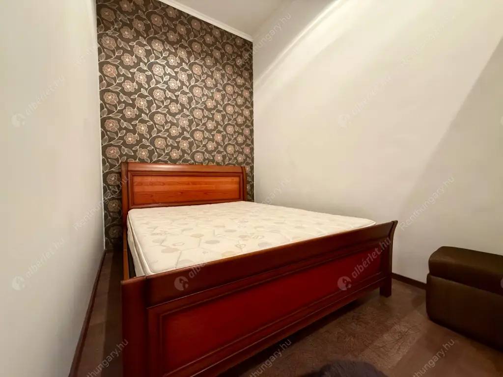 Kiadó albérlet 200000 Ft/hó áron: Budapest, VIII. kerület  Rákóczi út. Mérete: 42 nm, 2 szobás | Alberlet.hu - 6622305