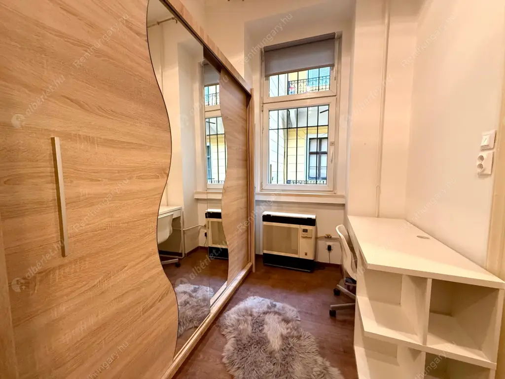 Kiadó albérlet 200000 Ft/hó áron: Budapest, VIII. kerület  Rákóczi út. Mérete: 42 nm, 2 szobás | Alberlet.hu - 6622306