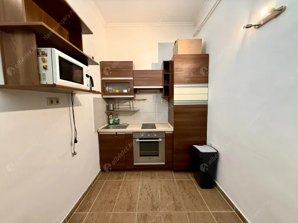 Kiadó albérlet 200000 Ft/hó áron: Budapest, VIII. kerület  Rákóczi út. Mérete: 42 nm, 2 szobás | Alberlet.hu - 6622308