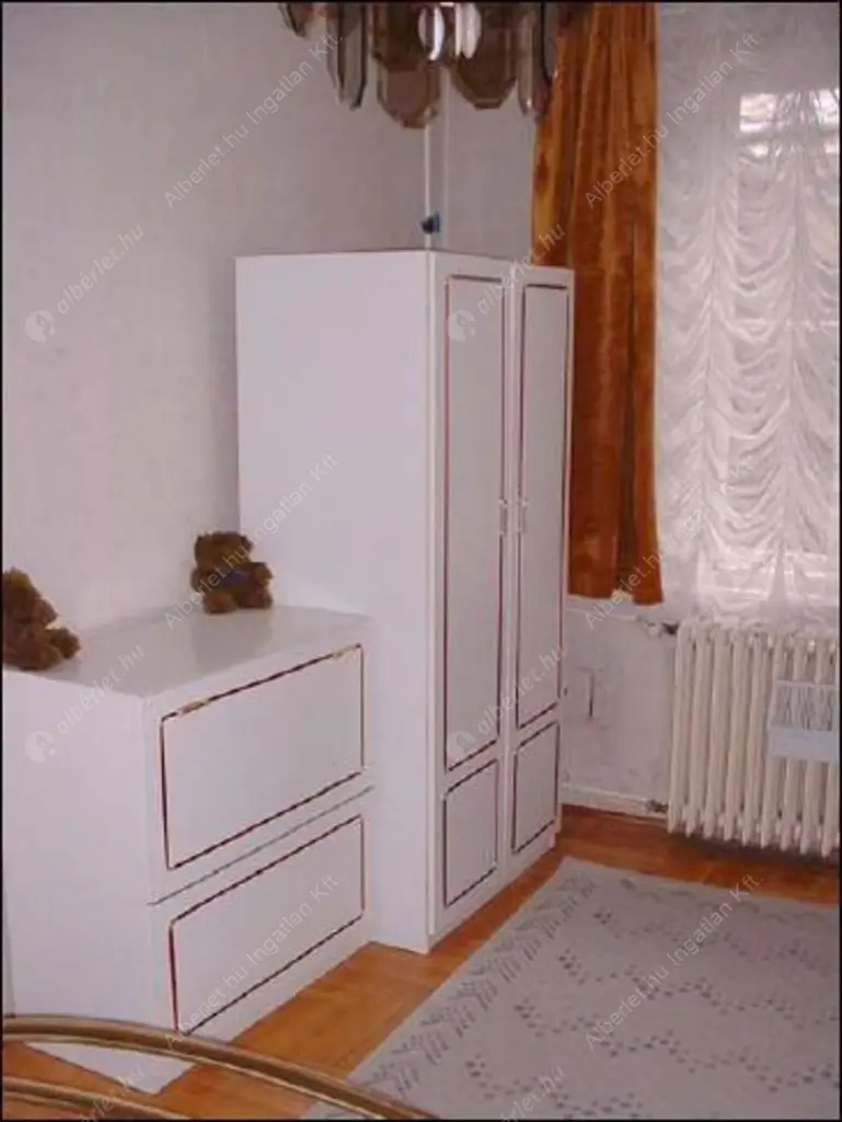 Kiadó albérlet 220000 Ft/hó áron: Budapest, VIII. kerület  Rákóczi út. Mérete: 55 nm, 2 szobás | Alberlet.hu - 6561802