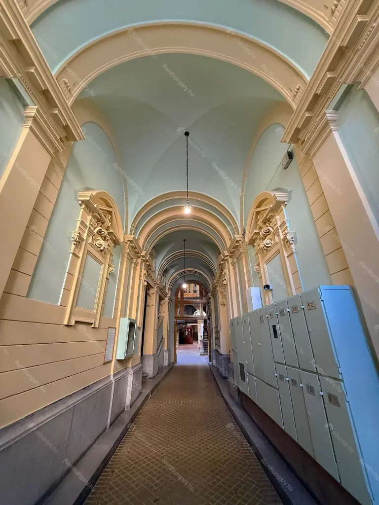 Kiadó albérlet 290000 Ft/hó áron: Budapest, VIII. kerület  Rákóczi út. Mérete: 75 nm, 2 szobás | Alberlet.hu - 6657288