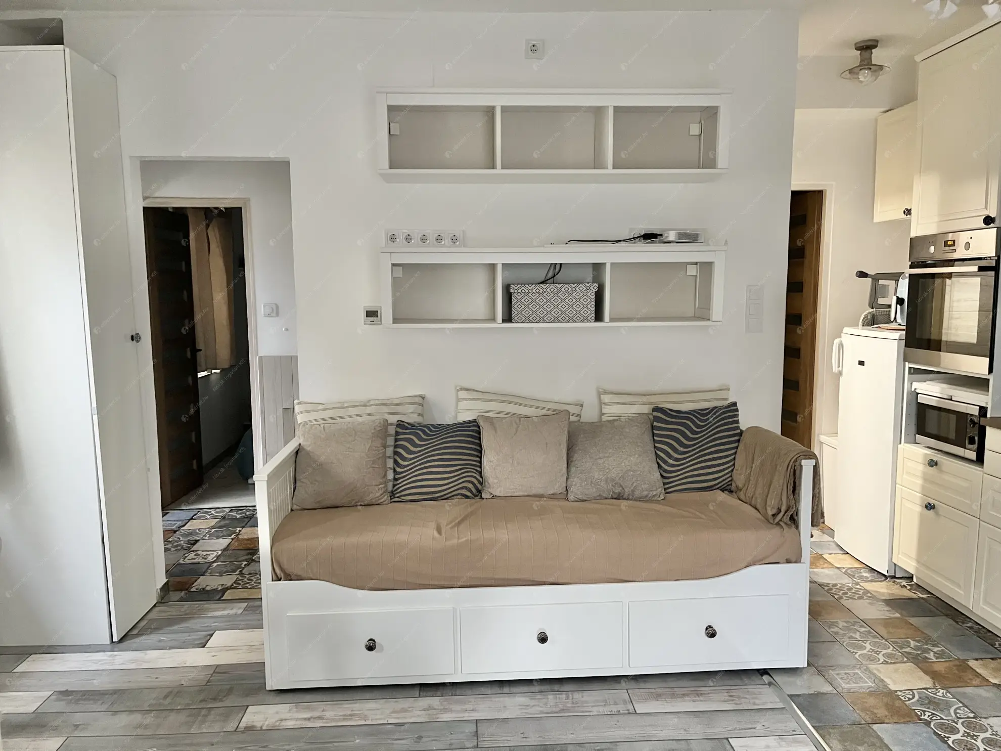 Kiadó albérlet 225000 Ft/hó áron: Budapest, VIII. kerület  Rökk Szilárd utca. Mérete: 40 nm, 2 szobás | Alberlet.hu - 6603852