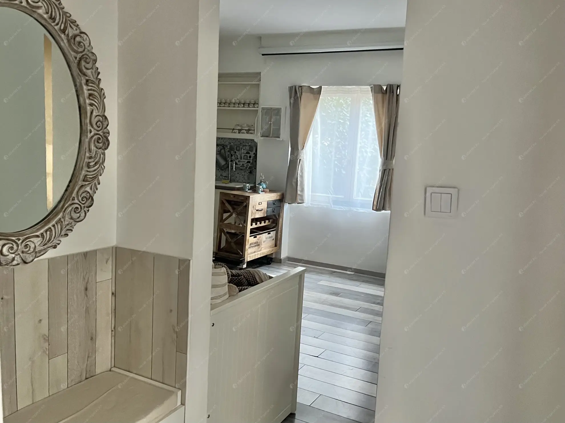 Kiadó albérlet 225000 Ft/hó áron: Budapest, VIII. kerület  Rökk Szilárd utca. Mérete: 40 nm, 2 szobás | Alberlet.hu - 6603854