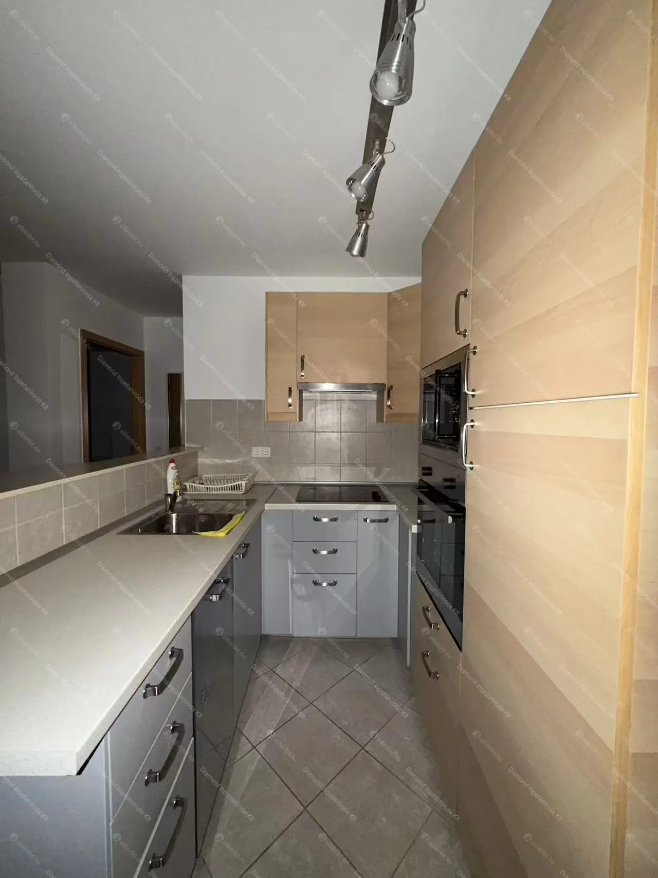 Kiadó albérlet 320000 Ft/hó áron: Budapest, VIII. kerület  Salétrom utca. Mérete: 49 nm, 2 szobás | Alberlet.hu - 6656000